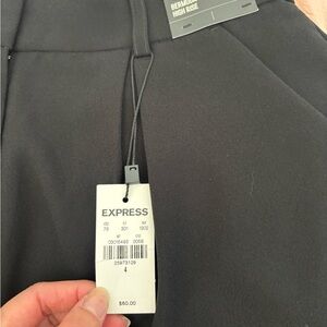 (With tag) New Bermuda High rise short from Express